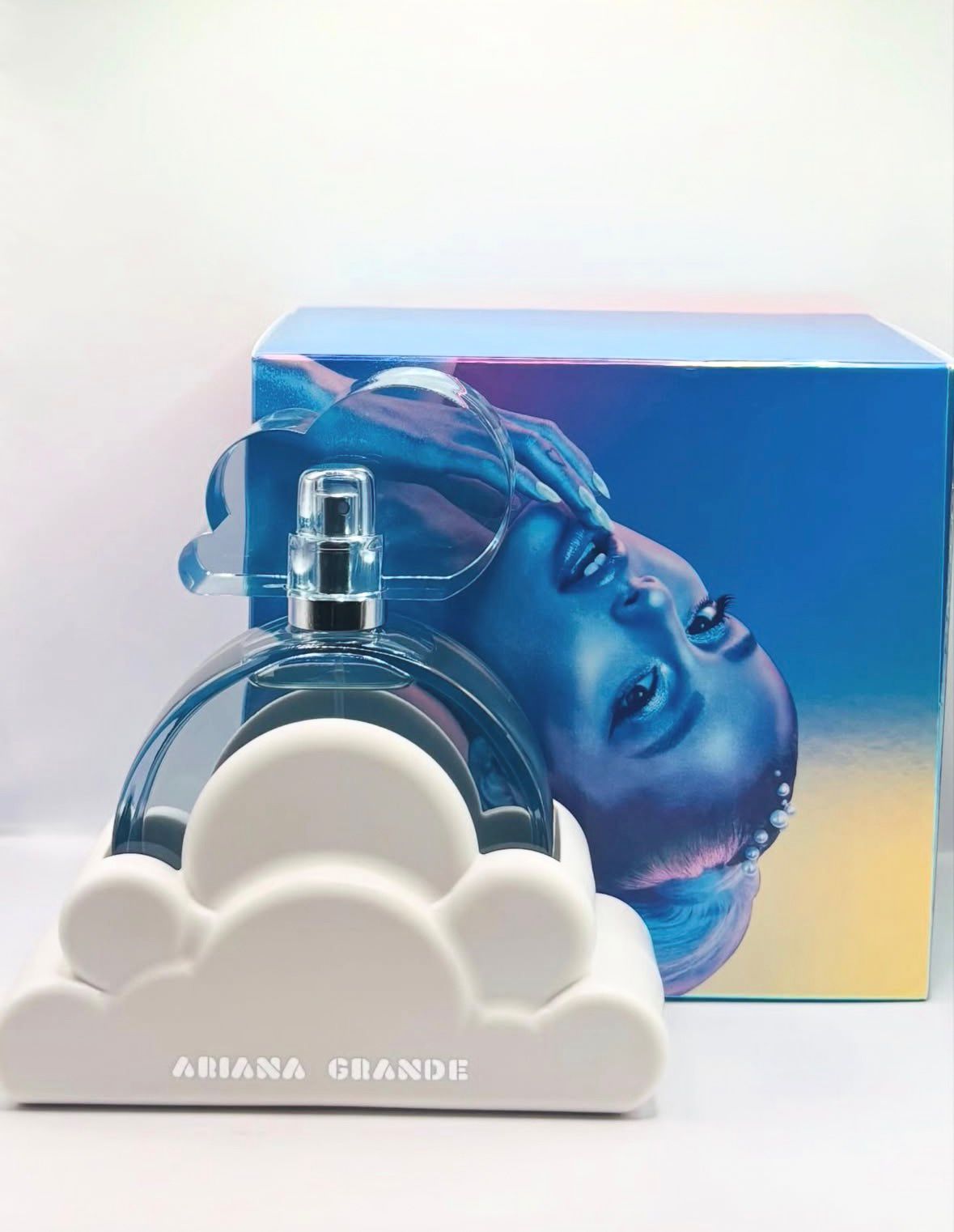 Cloud Ariana Grande