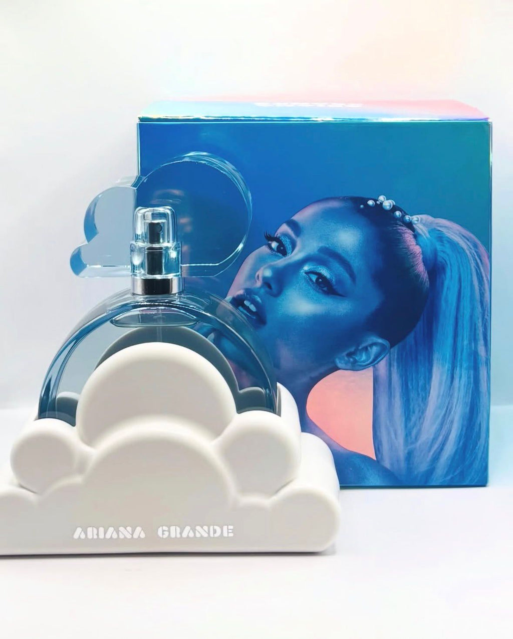 Cloud Ariana Grande